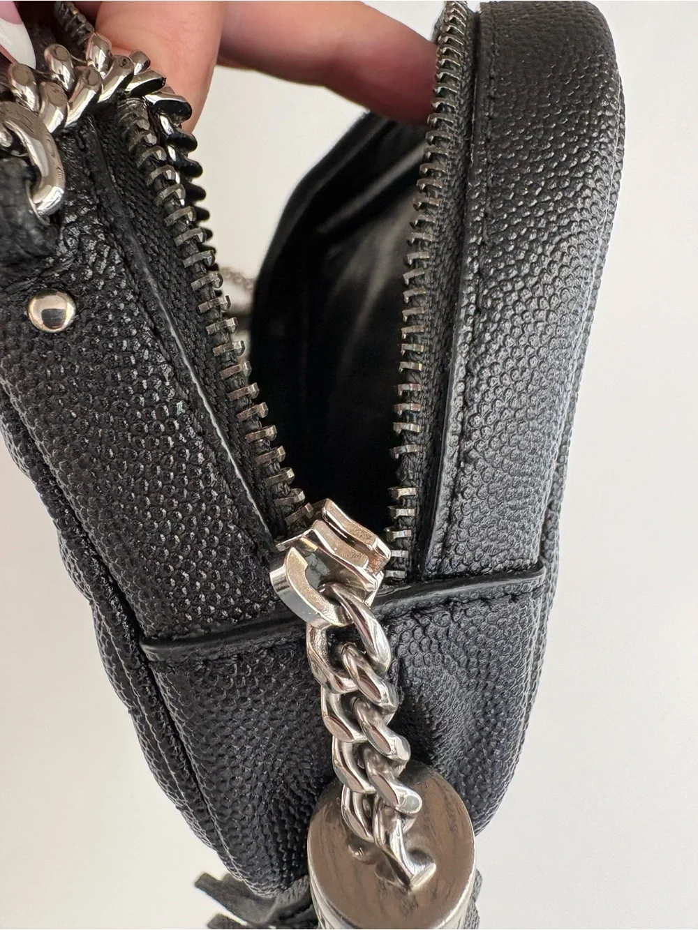 Auth SAINT LAURENT Mini Lou Camera Bag (BROKEN ZIPPER)